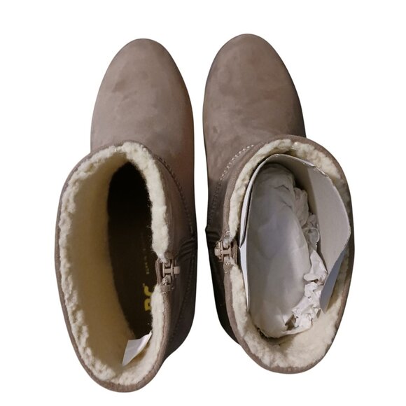 NEW‎ BC Pay Up Taupe V-Suede Lug Sole Ankle Boots Size 9 - Picture 6 of 11